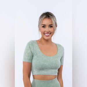 Paradise Fashion USA Women's Rib Tee Shirt in Green Size M/L